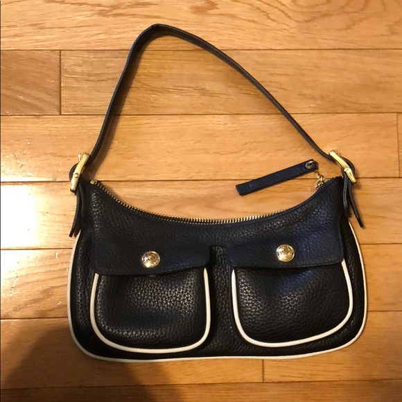 small black dkny bag